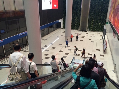 香港国際空港地下
